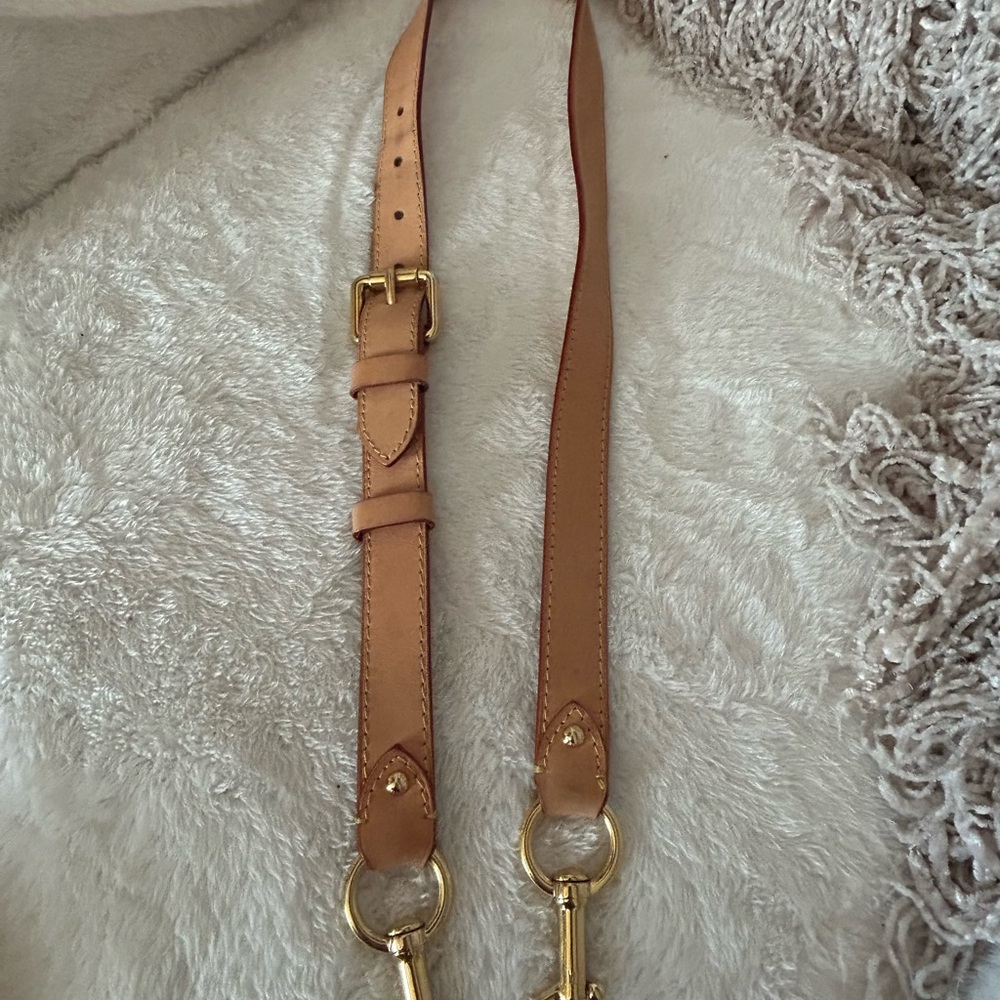 LOUIS VUITTON Vachetta 25mm Adjustable Shoulder strap